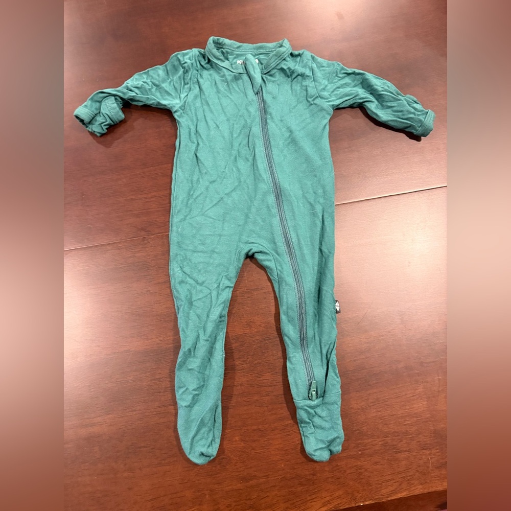 Kyte baby green Kids One Piece zippered footie pajama bamboo